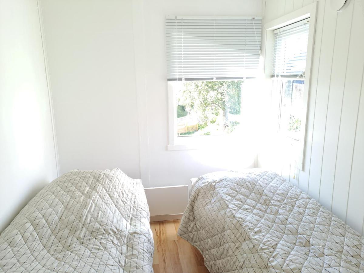 Warm And Cozy Apartment With Panoramic View Above The City Center Tromsø Eksteriør billede